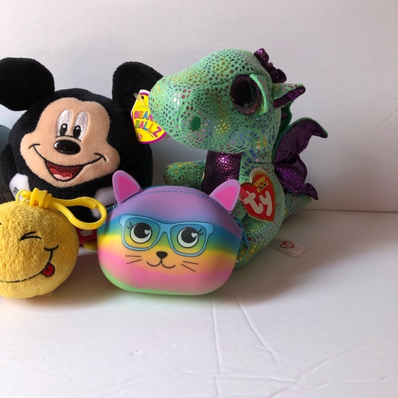 TOY BUNDLE- Beauty & The Beast, Mickey Mouse Beenie, Tsum Tsum, etc. NWOT - Picture 4 of 5